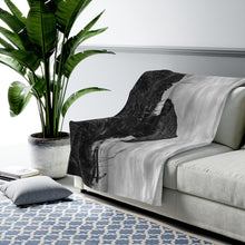 Load image into Gallery viewer, [ZOTA HUT] Velveteen Plush Blanket
